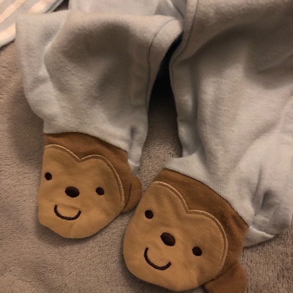 Carter’s Long Sleeve Monkey Set - Picture 3 of 4